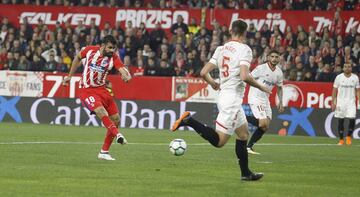 0-1. Diego Costa marc¨® el primer gol.