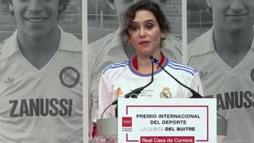 El gesto de confianza de Ayuso con Florentino en el homenaje a la Quinta del Buitre