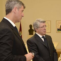 El dueño de Wanda: "Los clubes no dan dinero, lo queman..."