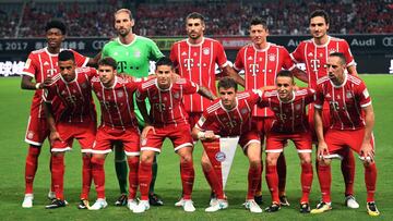 Bayern Munich starting players pose for a picture before the International Champions Cup football match between Bayern Munich and Arsenal in Shanghai on July 19, 2017.