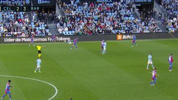 La acción de De Jong en el 95' por la que se añadió un minuto más y el Barça monta en cólera