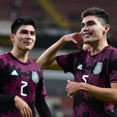 Sevilla sigue de cerca a Johan Vásquez