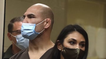 En redes sociales, el mundo de MMA ha mostrado solidaridad con el luchador estadounidense de raíces mexicanas y piden el "Free Caín".