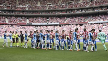 17/04/22 PARTIDO PRIMERA DIVISION
ATLETICO DE MADRID - RCD ESPANYOL
SALUDOS CENTRO DEL CAMPO EQUIPOS