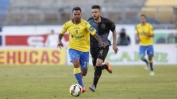 Jonathan Viera, con Las Palmas.