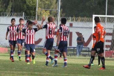 Apoya a los jóvenes en todos los aspectos, aunque en los últimos años su cantera tuvo un bajón, siempre dio buenos resultados.