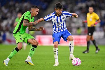 (L-R), Diego Chavez of Juarez and Arturo Alfonso Gonzalez of Monterrey during the game Monterrey vs FC Juarez, corresponding to Round 12 of the Torneo Apertura 2023 of the Liga BBVA MX, at BBVA Bancomer Stadium, on October 07, 2023.

<br><br>

(I-D), Diego Chavez de Juarez y Arturo Alfonso Gonzalez de Monterrey  durante el partido Monterrey vs FC Juarez, correspondiente a la Jornada 12 del Torneo Apertura 2023 de la Liga BBVA MX, en el Estadio BBVA Bancomer, el 07 de Octubre de 2023.