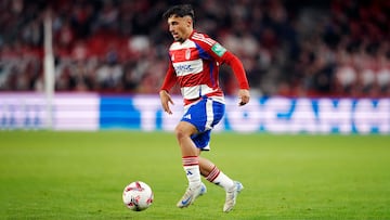 09/11/24 PARTIDO SEGUNDA DIVISION
GRANADA CF - CD ELDENSE
En la imagen Rodelas (Granada CF)