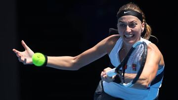 Kvitova arrasa, Barty remonta, Collins elimina a Kerber y Pavlyuchenkova, a Stephens