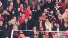 Pasó por alto y es igual de vergonzoso: señalan esta secuencia captada detrás de una de las porterías