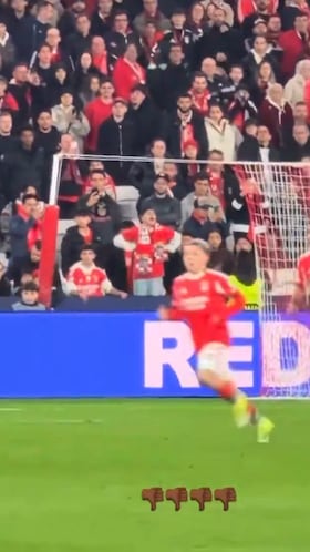 Pasó por alto y es igual de vergonzoso: señalan esta secuencia captada detrás de una de las porterías