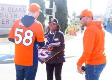 Los aficionados de los Broncos ya están calentando los motores para el partido. 