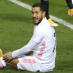 Hazard mira al derbi