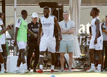 Ancelotti, Rüdiger, Bale y Camavinga. 