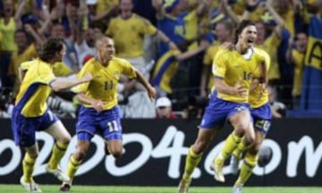 Ibrahimovic disputó su primer Mundial en 2002; Suecia se quedó en Octavos de Final ante Senegal.