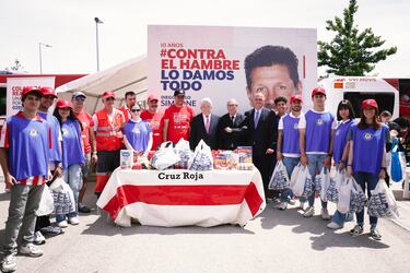 ‘Contra el hambre lo damos todo’: una década con 270 toneladas de alimentos recopilados