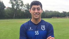 Joven lateral chileno jugará en Primera División de Portugal