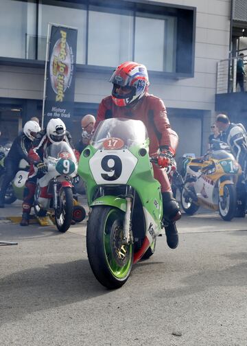 Tercera edición de la reunión y exhibición de automóviles clásicos en el circuito del Jarama