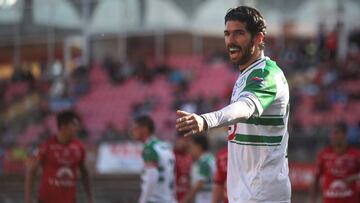 Sebastián Abreu podría dejar Audax Italiano para partir a Perú