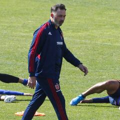 La gran duda que tiene la U en su formación para el clásico