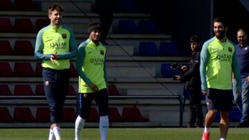 Resaca eufórica en el entrenamiento del Barcelona