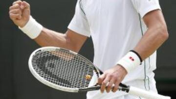 Djokovic se deshace de Mayer y se cita con Federer en semis