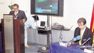 <b>CONTRA LA DISCIRMINACIÓN RACIAL. </b>La Liga Nacional, por medio de su presidente Santiago Márquez, y la CECRA, con su secretario general Carlos Ballester, firmaron un acuerdo en el que la asociación de clubes dedicara la semana del 10 al 23 de octubre a la lucha contra el racismo.