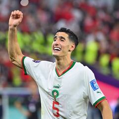 Aguerd: del cirujano milagro a revelación del Mundial