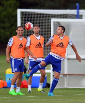 El Chelsea de Falcao y Cuadrado se prepara para la final de la Community Shield