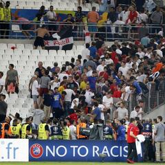 La UEFA se justifica para no expulsar a Inglaterra y Rusia