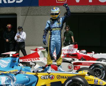 Gran victoria en el circuito Gilles Villeneuve de Montreal, intratable desde las primeras vueltas habiendo salido desde la pole. Schumacher y Raikkonen, de nuevo sus compa?eros de podio.