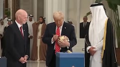 Trump and Qatar’s Emir officially seal 2026 World Cup transition