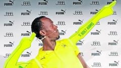 <b>UN AUTÉNTICO SHOWMAN. </b>Usain Bolt, con unos postizos imitando su clásico gesto tras la victoria.