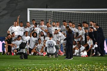 Su más reciente trofeo fue LaLiga. Con ocho partidos y un gol, el colombiano hizo parte de la nómina que festejó el título 34 en el torneo y el noveno del volante con el club.