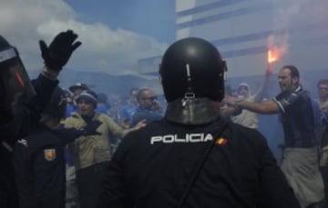 Los ultras del Oviedo causaron incidentes con los aficionados del Cádiz antes del encuentro