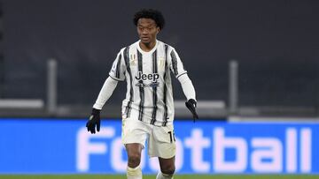 Juan Guillermo Cuadrado, jugador de la Juventus, debuta en Copa Italia, luego de perderse los octavos de final por COVID-19. Estar&iacute;a en el XI titular