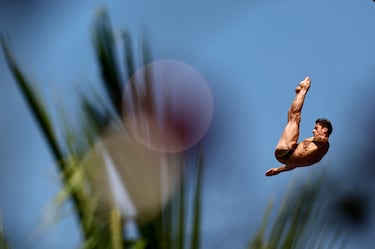 Gimeno, líder mundial en el debut de los saltos de gran altura