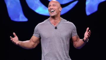 Dwayne Johnson:  mejor conocido como 'The Rock' dejó la lucha libre para convertirse en actor. Recientemente ha filmado películas como Jumanji, Rápidos y Furiosos entre otras. 