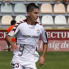 El Eibar se fija en Tejero para reforzar su defensa