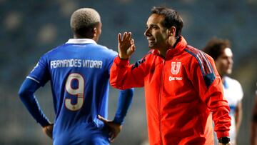 Futbol, Universidad Catolica vs Universidad de Chile.
Cuartos de final de la Copa Chile 2022.
El entrenador de Universidad de Chile Sebastian Miranda es fotografiado durante el partido de vuelta de los cuartos de final de la Copa Chile contra Universidad Catolica disputado en el estadio El Teniente de Rancagua, Chile.
13/10/2022
Andres Pina/Photosport
Football, Universidad Catolica vs Universidad de Chile.
2022 Copa Chile Championship quarterfinals.
Universidad de Chile's head coach Sebastian Miranda is pictured during the quarterfinals second leg match of the Copa Chile Championship against Universidad Catolica held at the El Teniente Stadium in Rancagua, Chile.
13/10/2022
Andres Pina/Photosport