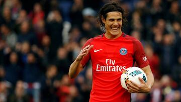 Cavani abre la puerta a Alexis... y ofertón de China a Aubameyang