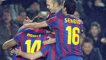 <b>INTOCABLES.</b> El Barcelona es líder de la Liga BBVA con cinco puntos de ventaja sobre el Madrid.