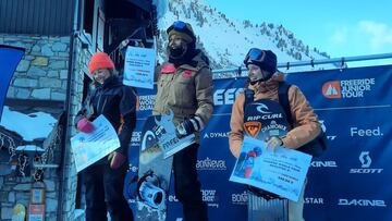Núria Castán, en lo más alto del podio de Snowboard Women en el 2023 French Freeride Series Les Arcs 1950 Freeride Week Qualifier 4*.