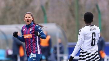 Andrea Álvarez, una de las grandes estrellas del Eibar y de la 1ª RFEF, charla con AS y repasa todo lo que ha vivido hasta llegar al punto en el que se encuentra.