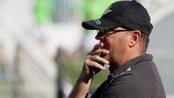 Mel cita a 19 jugadores para Madrid, con Vadillo y Sergio