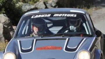 <b>TEST. </b>La foto que Carlos Sainz tiene en su 'Facebook' con el Porsche.