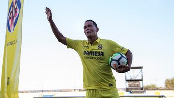 Carlos Bacca fue presentado en La Cerámica como nuevo refuerzo del Villarreal.