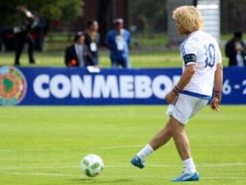 El partido entre las leyendas de la Fifa y las leyendas de Colombia se disputó este lunes 3 de octubre en la sede deportiva de la FCF.