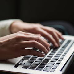 Un banco despide a miles de trabajadores por tener los ordenadores inactivos durante mucho tiempo