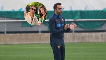 El divertido disfraz de Xavi en una fiesta con karaoke